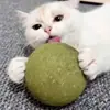 Juguete para gato: bola de hierba gatera extragrande, un gadget autoentretenido para gatitos para aliviar el aburrimiento, palo teaser para gatos duradero y masticable, juguete para gatos mascota