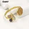 Mpb139 Colgante Exquisito y Único de Concha de Flor, Piedra Preciosa, Perla, Latón Chapado en Oro de 18K, Pulsera Abierta, Accesorios para Mujer