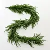 Decoración de Navidad de ratán PE transfronteriza, anillo de ratán verde simulado, accesorios colgantes para puerta, corona de Navidad creativa nueva