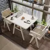 Conjunto de Mesa e Cadeiras de Madeira Maciça de Três Peças em Estilo Antigo para Apartamentos Pequenos, Mesa de Jantar Quadrada de Camada Dupla, Mesa de Chá para Lazer na Varanda