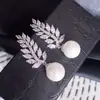 Pendientes de Perla Imitación Elegantes Europeos y Americanos para Celebridades de Internet, Pendientes Simples Largos con Forma de Hoja, Versátiles e7494