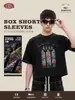 Camiseta de Manga Corta para Hombre Waffle Tejido Lavado y Desgastado Raglán Corte Holgado Estilo Americano Marca de Moda Estampado de Vidrieras de Iglesia.