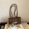 Bolso acolchado de moda transfronterizo estilo Chanel para mujer, bolso de hombro versátil elegante de alta gama para el verano 2026
