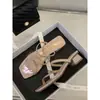 8899-11~Sandálias Elegantes de Salto Grosso Estilo Francês com Bico Quadrado e Abertura para Mulheres, Adequadas para Uso Externo, Novo Modelo de Verão 2025
