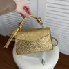 Bolsa pequena quadrada simples e retrô para mulheres, nova bolsa tote casual de moda primavera 2026, bolsa de ombro moderna, bolsa transversal estilosa