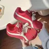 Zapatos Retro Rojos de Entrenamiento Moral para Mujer, Zapatos Deportivos Casuales Versátiles con Cordones, Planos Zapatos Manzana, Transpirables y Ligeros Zapatos Forrest Gump, Modernos