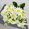 Flor simulada de 6 puntas y crisantemo Decoración de mesa para sala de estar en el hogar Margarita Manzanilla Decoración de flores falsas Adornos de flores de seda con clase
