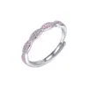 Nuevo anillo de cuerda retorcida europeo y americano para mujer, moderno y versátil, anillo abierto de nudo de bruja de nicho con diseño único