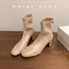Talla grande 41, botas elásticas ajustadas de estilo elegante, botas Martin de tacón alto para mujer, botines de tacón grueso estilo coreano, botines de color albaricoque, botas calcetín 42