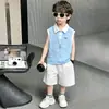 Conjunto de Colete de Verão para Meninos 2026 Novo Estilo Roupas de Verão Infantis Finas Casuais Camisa Polo sem Mangas Conjunto de Duas Peças Roupas Infantis