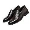 Mocasines formales de cuero genuino para hombre de otoño, zapatos casuales de alta gama para caballero de traje