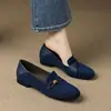 Mocassins de camurça de nicho da moda para mulheres, novo estilo outono 2026, bico redondo baixo, salto baixo, sapatos com sola macia antiderrapante