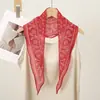 Pañuelo Triangular de Flor de Anacardo para Mujer 2025 Nuevo Pañuelo Cuadrado Pequeño con Camisa Accesorios de Cuello de Gama Alta Accesorios de Cuello