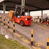 Montacargas Eléctrico de Litio Lonking de 3.5 Toneladas Cuatro Ruedas Montable Decoración y Transporte Elevación Hidráulica Montacargas Eléctrico Es un Buen Ayudante para el Transporte