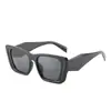 Nuevas gafas de sol de moda estilo europeo y americano transfronterizo, marco cuadrado personalizado de alta gama, patillas irregulares, adelgazantes