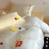 Conjunto Fresco de Verão Azul de Liocel de Quatro Peças Fofo Bordado de Frutas Seda Gelada Fresca Roupa de Cama para Dormir Sem Nada