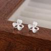 Aretes de Plata Esterlina 999 Hoja de Albaricoque para Mujer Lujo Ligero Nicho Simple Aretes de Lazo Soporte de Oreja de Trébol Aretes Pequeños