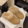 Chinelos Birkenstock Felpudos Femininos para Uso Externo 2026 Estilo Coreano Moderno Chique Chegada de Inverno Veludo Plus Quente Antiderrapante Chinelos de Algodão
