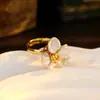 Anillo Floral de Perlas Estilo Francés, Nuevo Anillo de Moda 2025 para Mujer, Anillo Abierto de Lujo Ligero de Nicho