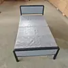 Cama Portátil para Apartamento de Aluguel, Camas de Ferro Individuais Empilháveis com 60% de Desconto, Venda por Atacado do Fabricante, Cama Macia com Cabeceira para Descanso/Soneca no Escritório, Cama Simples