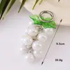 Lindo Llavero de Racimo de Uvas Frescas Acrílico Colgante de Fruta de Verano Llavero Encanto para Bolso Corazón Femenino