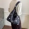 Bolso Nuevo Estilo Coreano de Lunares 2026, Diseño de Nicho, Gran Capacidad, Bolso Cruzado Simple y Versátil Tipo Dumpling para Viajar