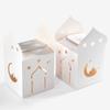 Caja de papel plegable con forma de estrella y luna hueca blanca en stock, caja de regalo para galletas y dulces con diseño de castillo blanco simple.