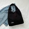 Bolso de lona sencillo de gran capacidad y moda para mujer, nuevo estilo 2023, bolso de pana portátil para hombro y axila.