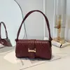 Bolso de Hombro Cruzado de Moda Casual Chic Simple con Patrón Tejido Elegante Nuevo Verano 2026