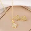 Colar para Mulheres Verão Trevo de Quatro Folhas Micro-Incustado Zircônia Moda Novo Versátil Colar para Mulheres Corrente de Clavícula de Alta Qualidade Joia