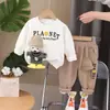 Moda Primavera Menino Manga Longa Conjunto Duas Peças Estilo Coreano Roupas de Primavera Fritas de Rua para Bebê Traje com Capuz Tridimensional de Urso Manga Longa Tendência