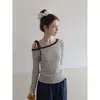 Camiseta de manga larga con bloques de color a rayas y tirantes en los hombros estilo coreano de Forever21 para mujer, top corto ajustado de otoño