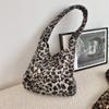 49291 Otoño e Invierno Nueva Corea del Sur Ins Moda Imitación Cordero Felpa Gran Capacidad Bolso de Hombro Bolso de Leopardo