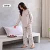Algodão PuroConjunto de Pijama Feminino de Manga Longa Listrado, Tamanho Grande, Novo Outono Casual Solto Estilo Simples