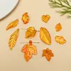 50 gramos de colgantes aleatorios de acrílico transparente color naranja con forma de hoja pequeña para accesorios de pulsera y collar DIY