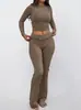 Conjunto casual de dos piezas para mujer de moda transfronteriza europea y americana con cuello redondo, mangas largas, pantalones acampanados de cintura alta y atuendo deportivo para mujer