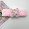 Bonita banda para el cabello de Sanrio con diseño de gato de peluche de dibujos animados, venta al por mayor, para mujer, dulce y creativa banda para el cabello de franela impermeable para lavarse la cara.