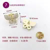 Fuente de Tiktok y Kuaishou: Broche Giratorio de Trébol Verde de Cuatro Hojas Estilo Japonés y Coreano para Mujer, Lujo Ligero, Simple y Versátil, Modelo Único con Piedra Ojo de Gato