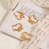 Aretes de Mariposa Amor Simple Elegantes Nicho Estilo Coreano Ins Moda para Mujer Distintivos Aretes de Acero al Titanio Chapados en Oro con Forma de Corazón