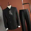 Nuevo traje de hombre estilo chino con un diseño de alta gama, atuendo de boda para el novio, ropa formal sofisticada, traje de banquete moderno para hombre