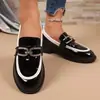 Nuevo Modelo de Comercio Exterior 2026: Mocasines de Cuero para Mujer con Bloques de Color, Suela Gruesa y Hebilla Metálica, Estilo Británico Slip-On de Caña Baja