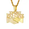 Collar Cubano de Hombre con Colgante de Aleación de Letras Hip-Hop Transfronterizo Europeo y Americano Confía en Nadie Apretón de Manos Moda Personalizada