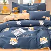 Juego de Cama de Cuatro Piezas Estilo Ins Modelo Nuevo 2025 para Dormitorio Estudiantil, Juego de Tres Piezas con Sábana Gruesa y Funda de Edredón Individual, Venta al por Mayor desde el Fabricante