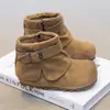Botas Curtas Femininas Botas Simples 2026 Novo Outono Inverno Estilo Coreano Botas Martin Infantis Botas de Couro Zíper Lateral Botas de Princesa para Menina