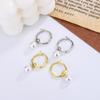 Nuevo estilo en Windy Place, mismo estilo, hebilla de oreja de perla, cuentas de concha simples francesas, todo a juego, ligeros, de lujo, pendientes para mujer, regalo