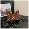 2026 Nuevo Bolso Vintage de Gamuza con Lunares para Mujer, Bolso de Hombro Único Maillard, Versátil de Mano de Doble Uso para Estudiante