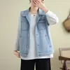 Fotos reais de um colete jeans versátil sem mangas para primavera e outono, um top jeans de corte solto, uma jaqueta estilo Hong Kong e uma peça de outer wear chique.