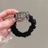 Estilo Delicado Corda de Cabelo com Pedras de Diamante para Primavera e Verão para Mulheres, Elástico de Cabelo Super Fada, Elástico de Cabelo Elegante, Rabo de Cavalo, Estojo de Couro de Alta Qualidade