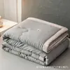 Colcha de verano de fibra de soja estilo Muji, colcha de enfriamiento de verano, colcha de aire acondicionado, colcha individual lavable a máquina para dormitorio