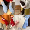 Luvas de tricô com tela sensível ao toque para outono e inverno de 2026 para mulheres, luvas quentes e resistentes ao frio, luvas de tricô simples para ciclismo